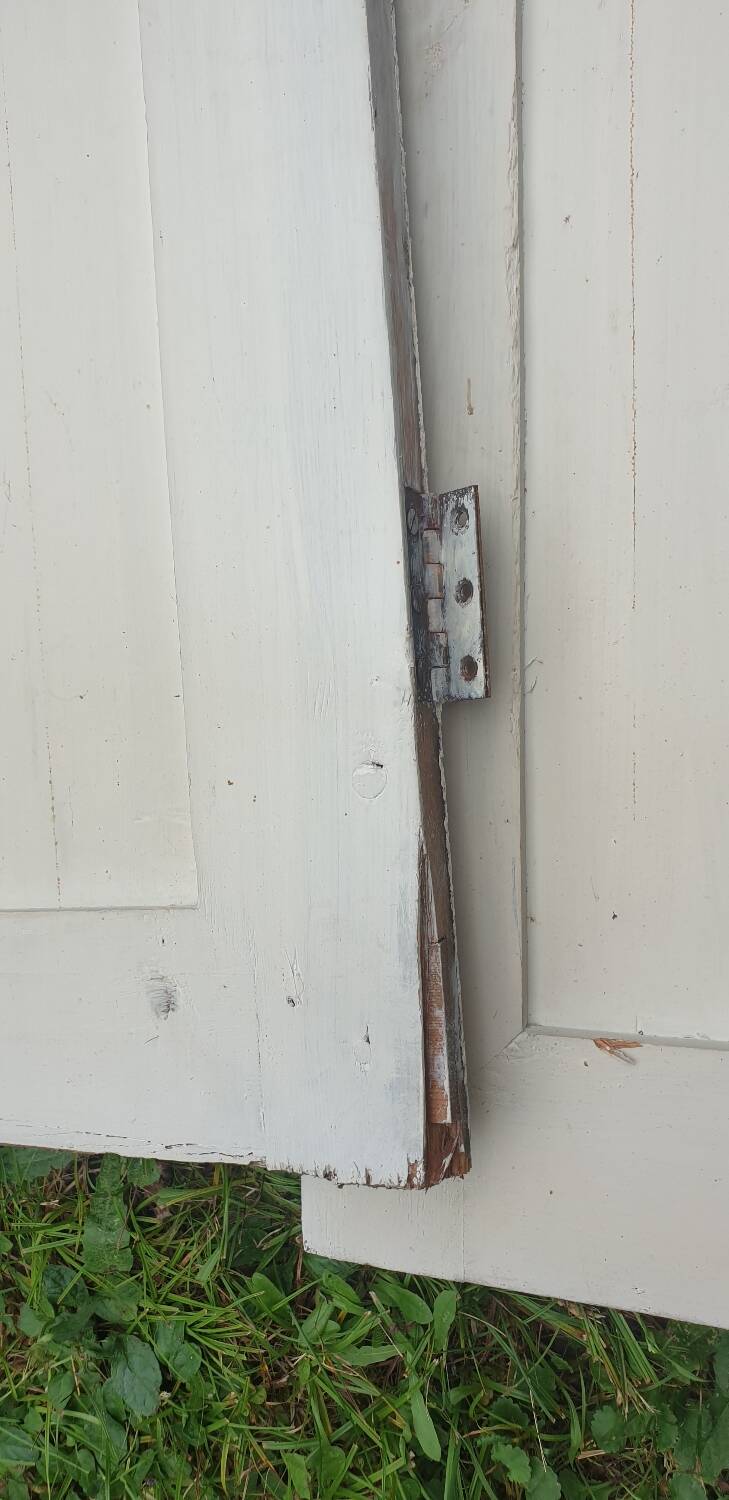 Pair of doors and their frame