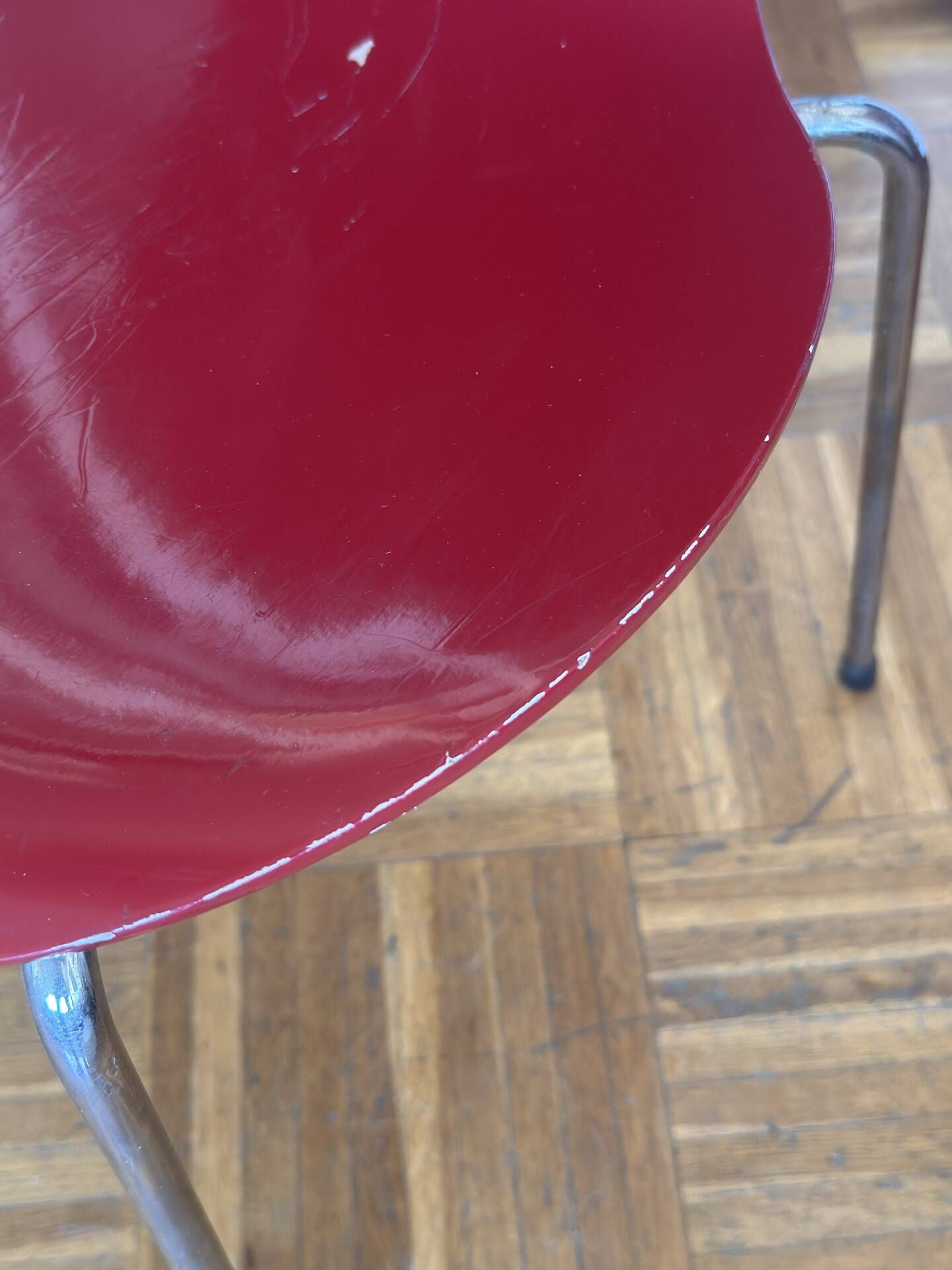 Chaise Arne Jacobsen, Fritz Hansen
