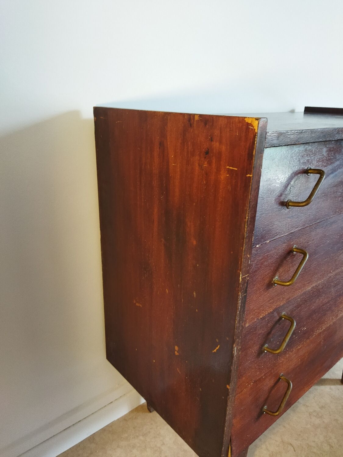 Vintage chest of drawers