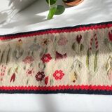 Tapis Rollakan décor de tulipes vintage