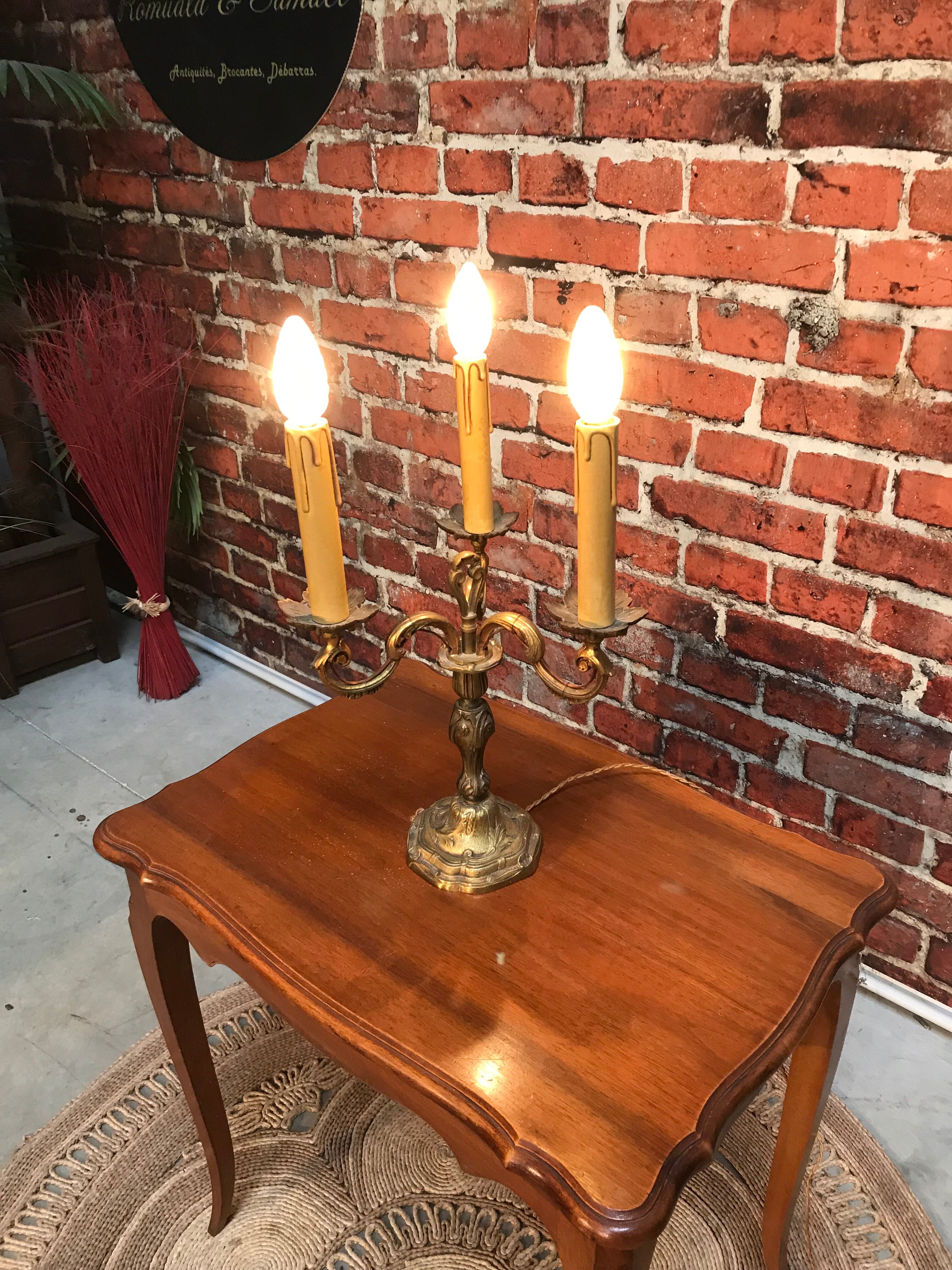Electric candelabra