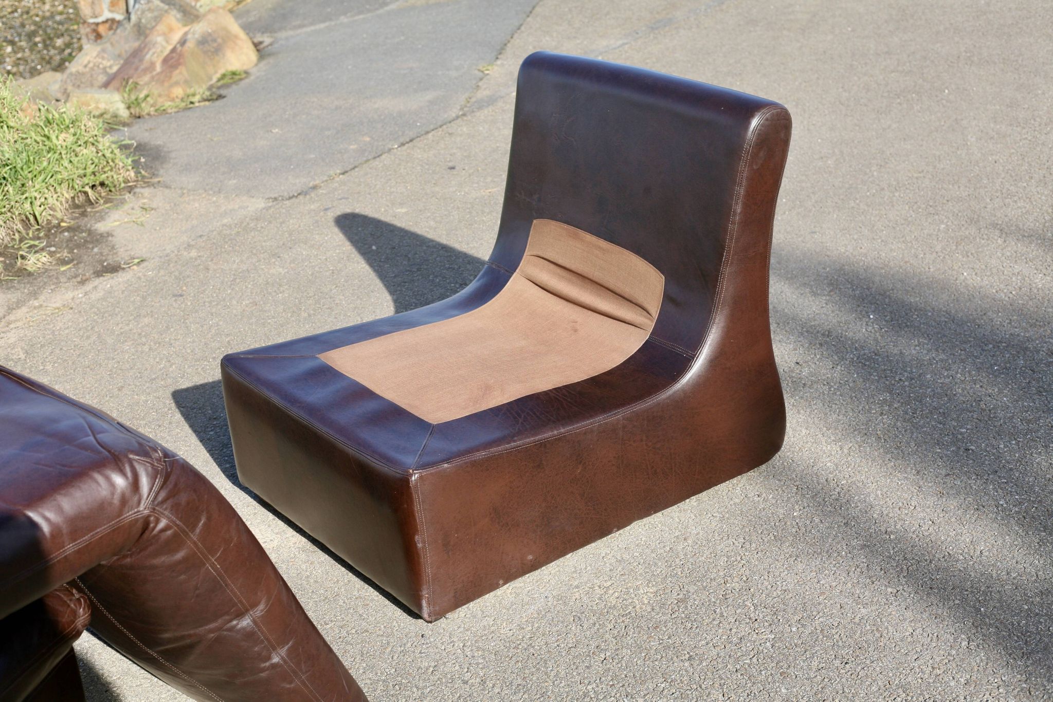 Modular sofa made up of 3 leather armchairs. Circa 1970