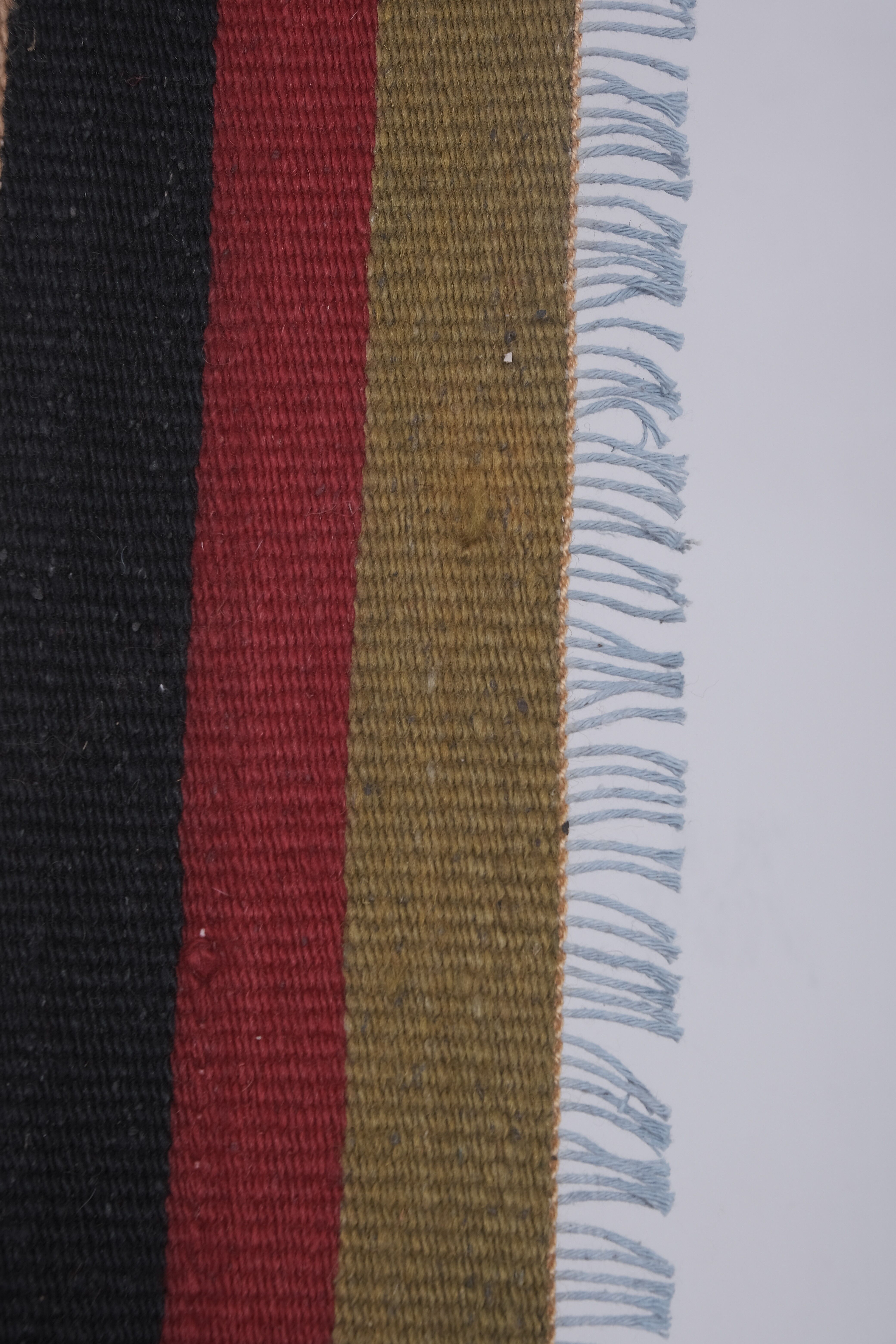 Vintage Turkish rug from Oushak, handwoven 281x290 cm