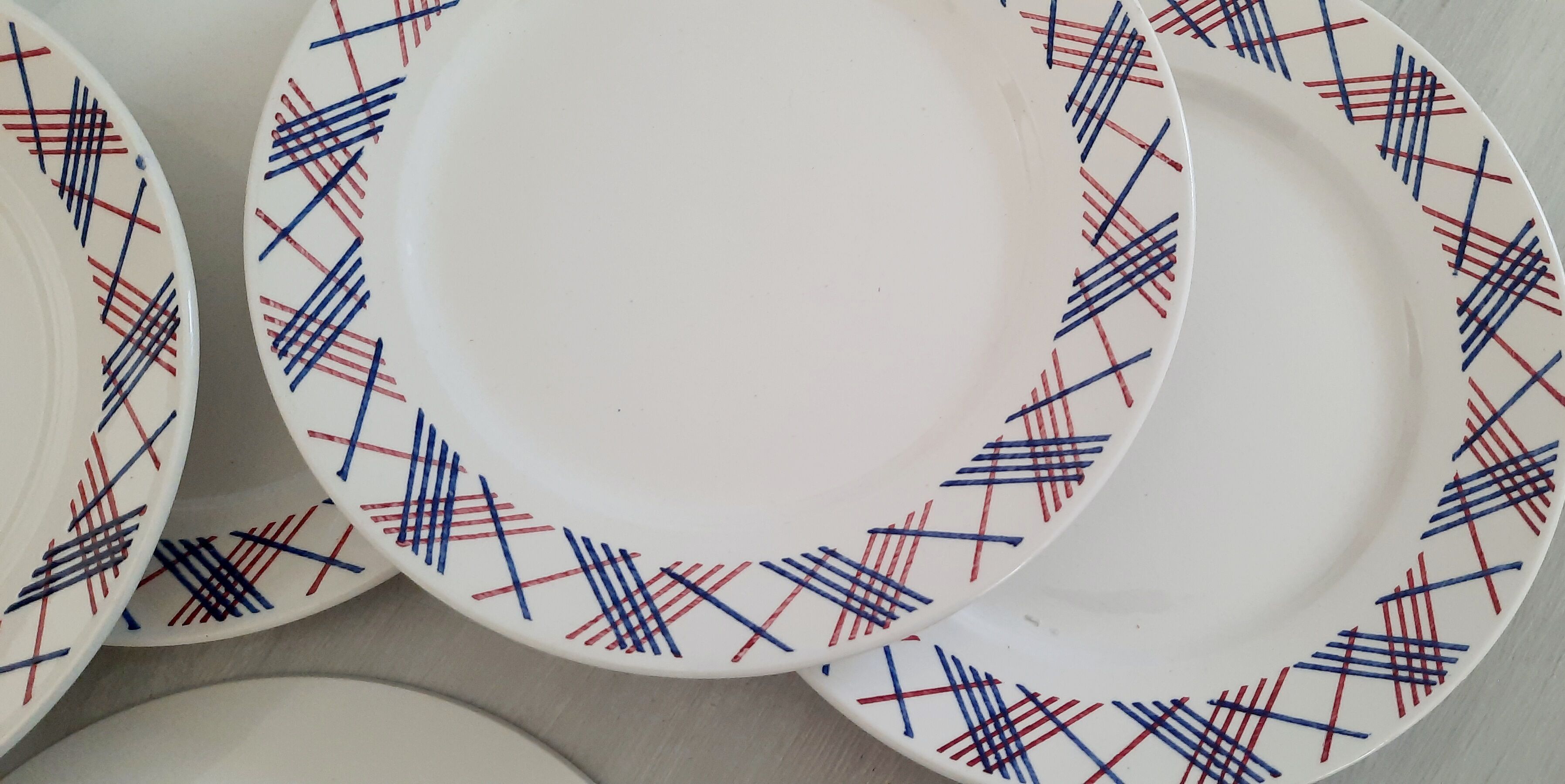 Digoin Sarreguemines earthenware plates Vintage Salies model