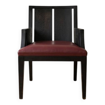 Fauteuil design Philippe Hurel modèle Wallis en cuir rouge et hêtre noir