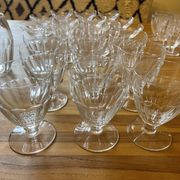 Crystal service of 44 glasses and 2 jugs from the 1930s.