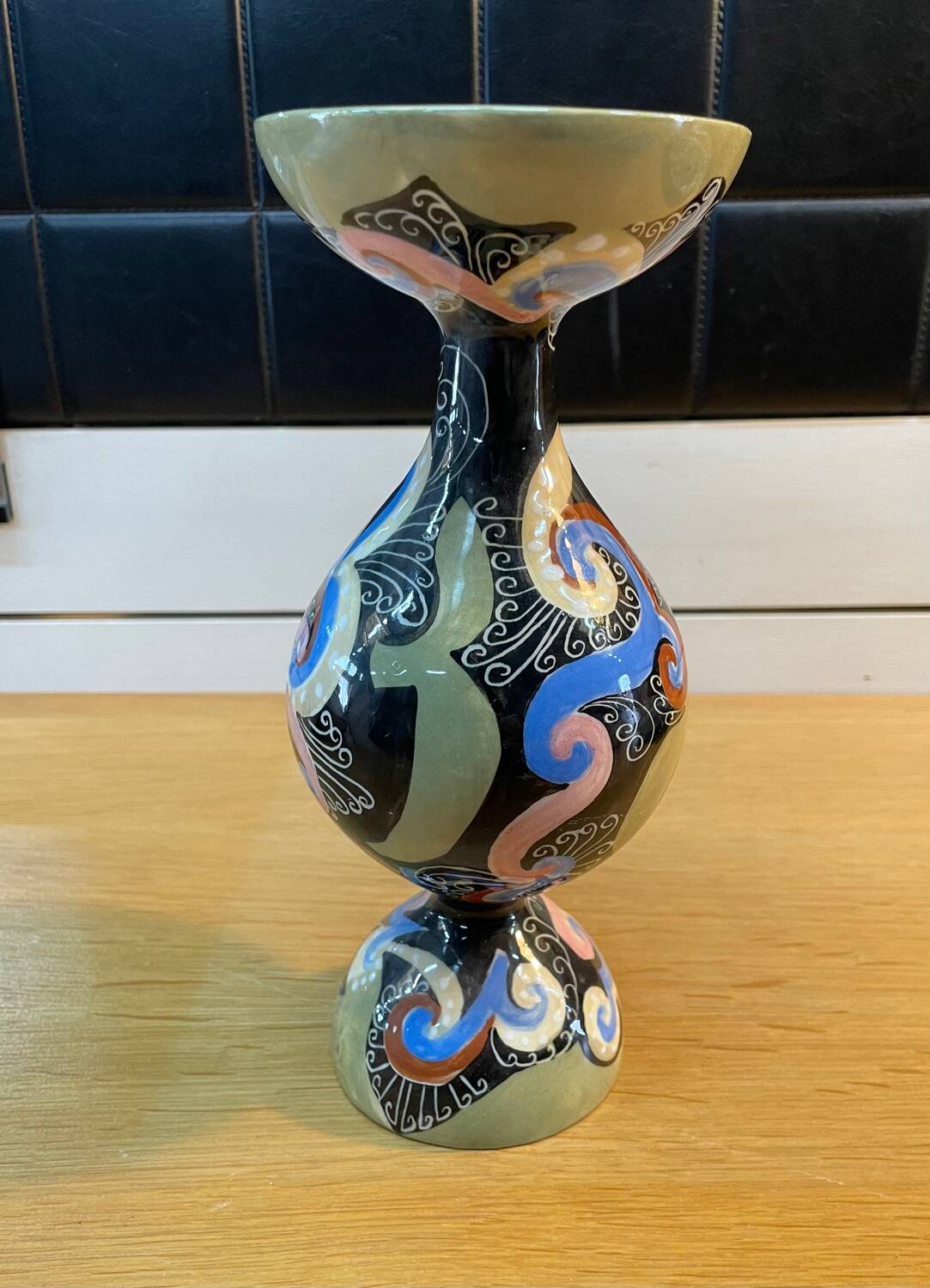 Gabrielle Mackiewicz spool vase