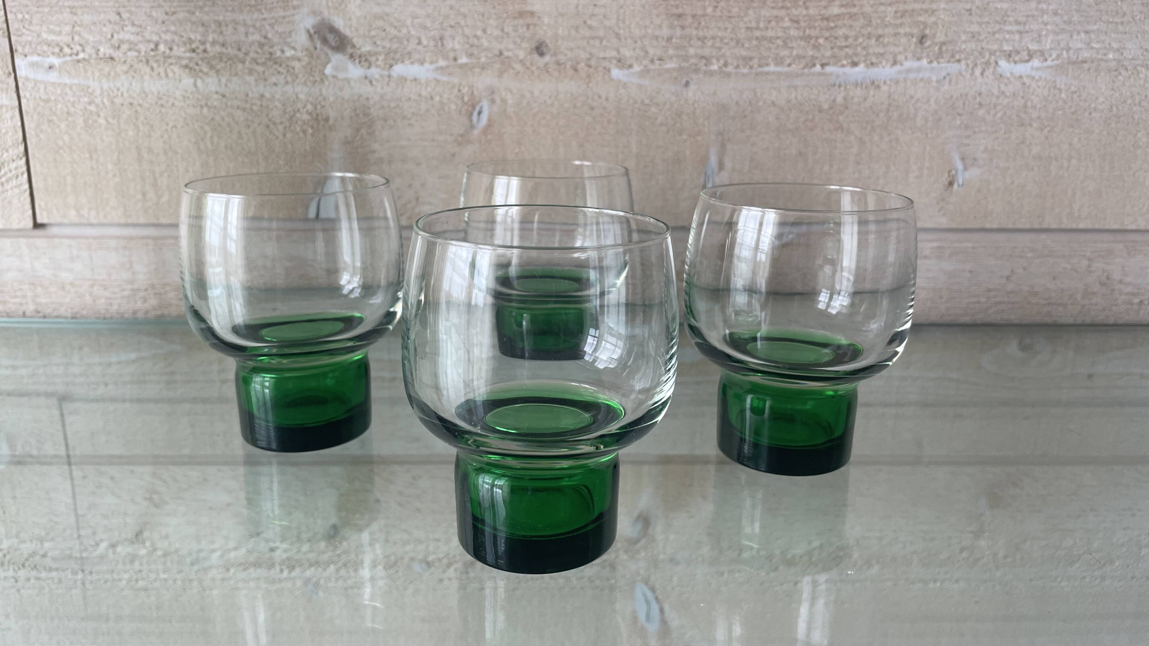 Set of 4 Luminarc glasses model vines