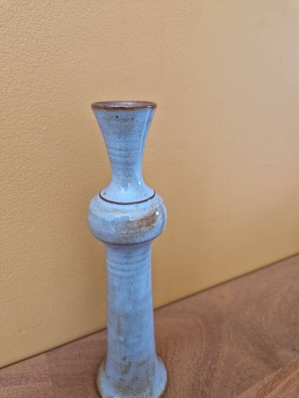 Jean François Descombes (Born in 1940) in Vallauris - Single-flower vase in blue enameled ceramic with reflections