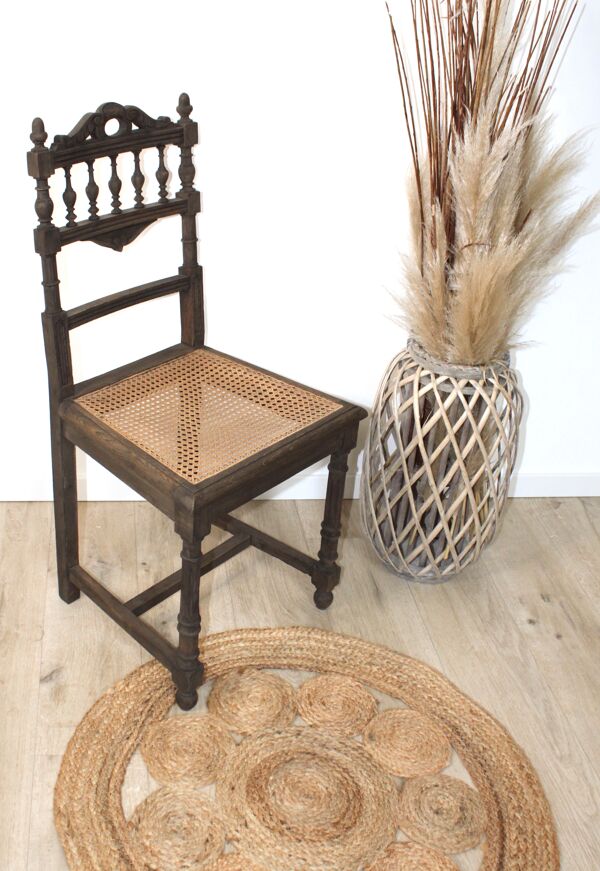 Chaise ébène en bois style ancien