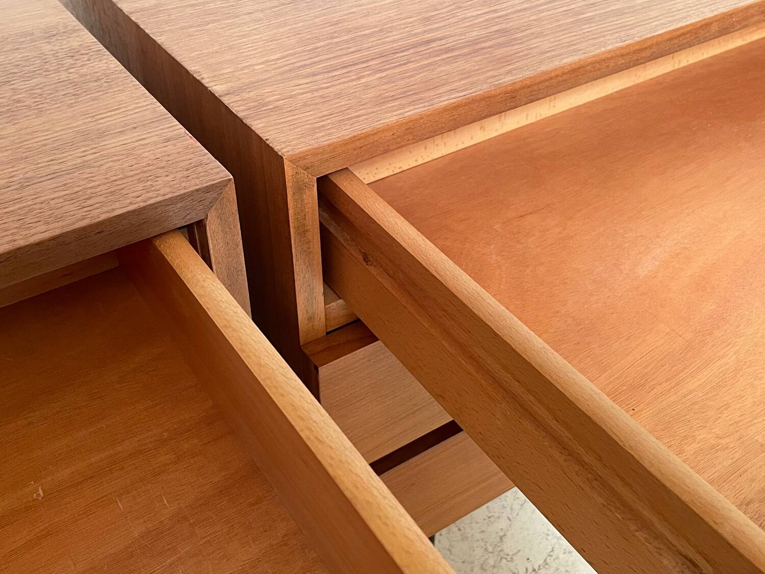 Pair of teak chests of drawers from the 1950s.