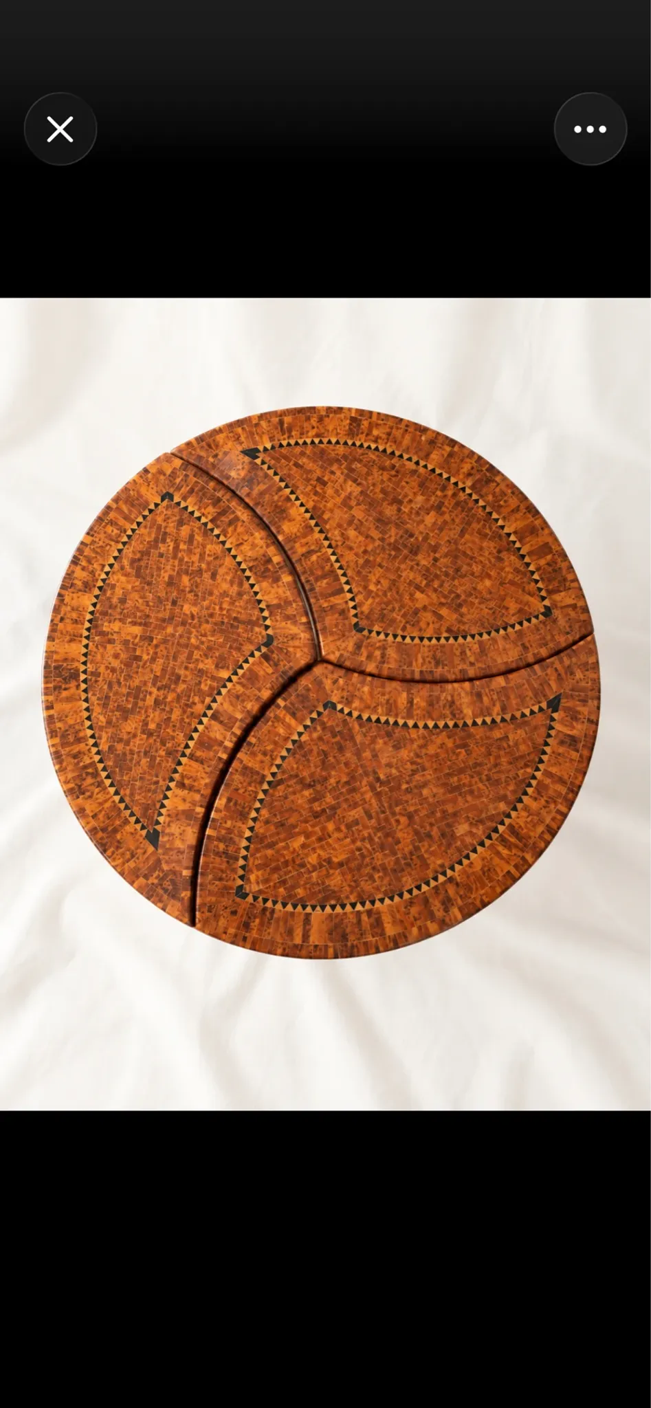 Table gigogne sculpturale en marqueterie de bois – Triptyque modulable