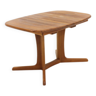 Vintage Danish oval extendable dining table Dyrlund solid teak