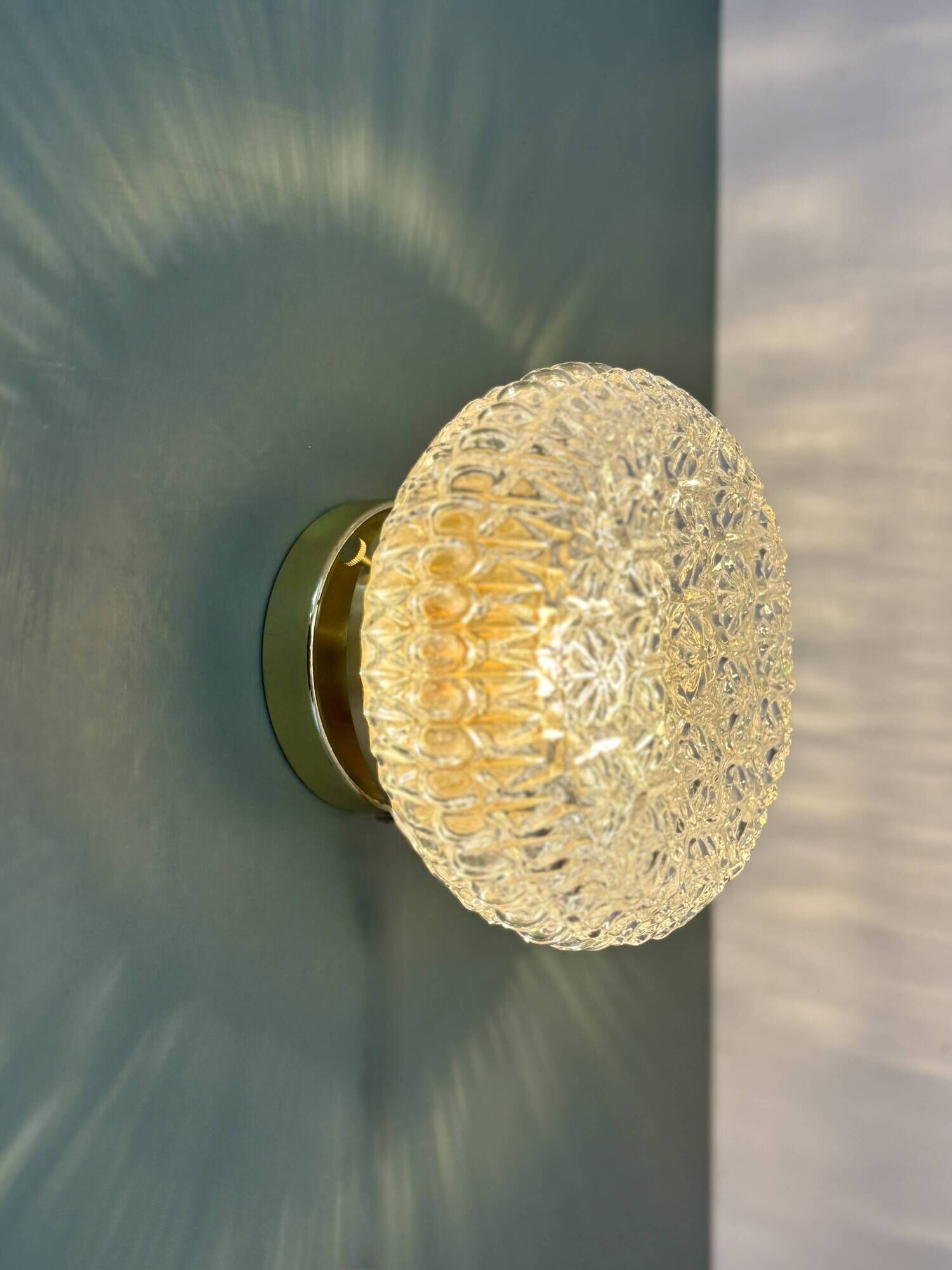 Vintage glass moulded globe wall or ceiling light (PLAFF1)