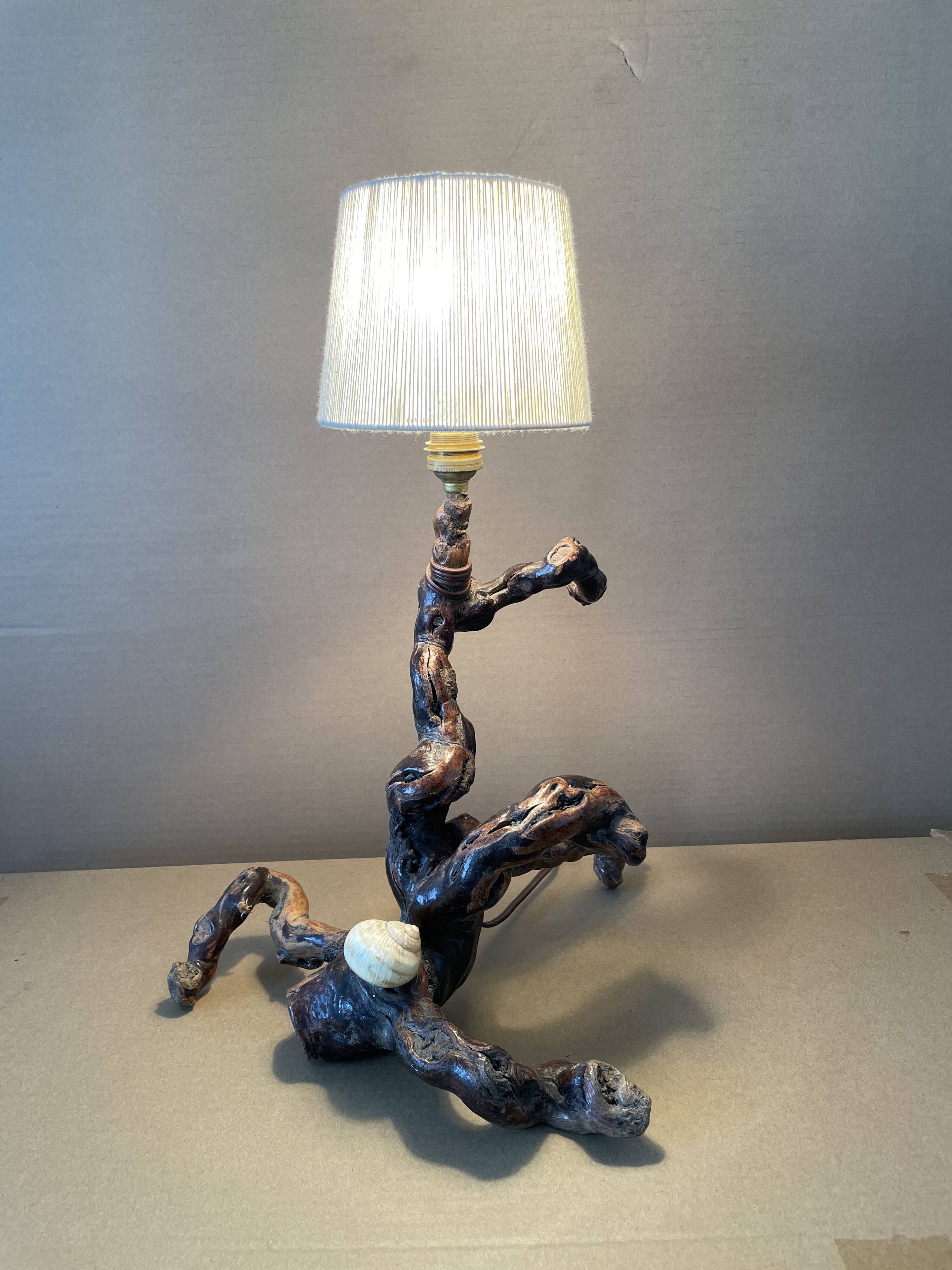 Vine table lamp