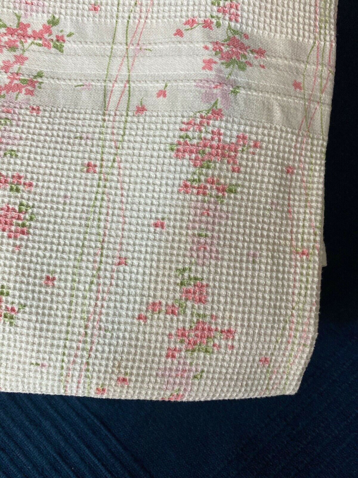 Lot of 6 flower pattern towels