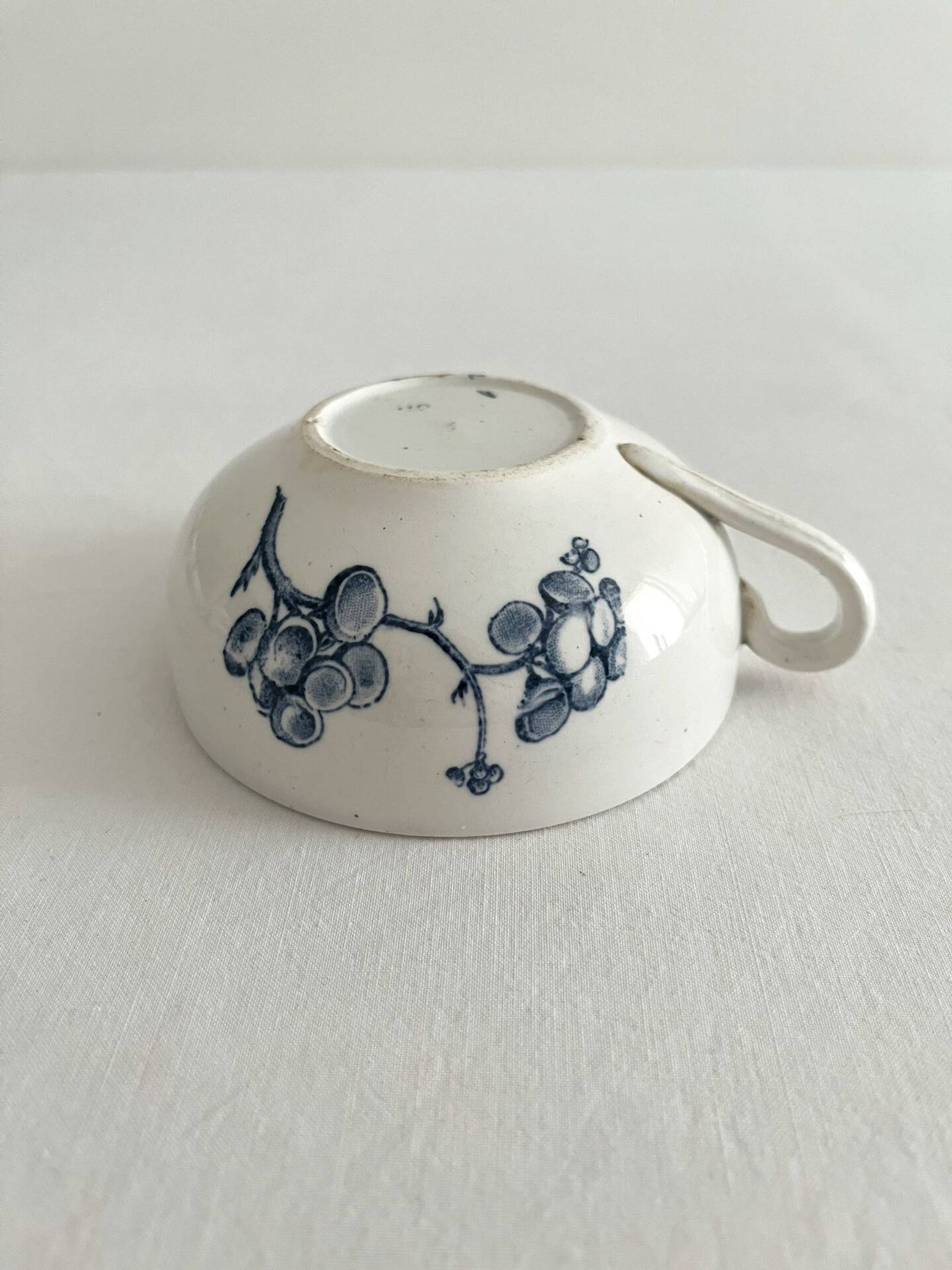 Antique ironstone cup "Carmen" Sarreguemines