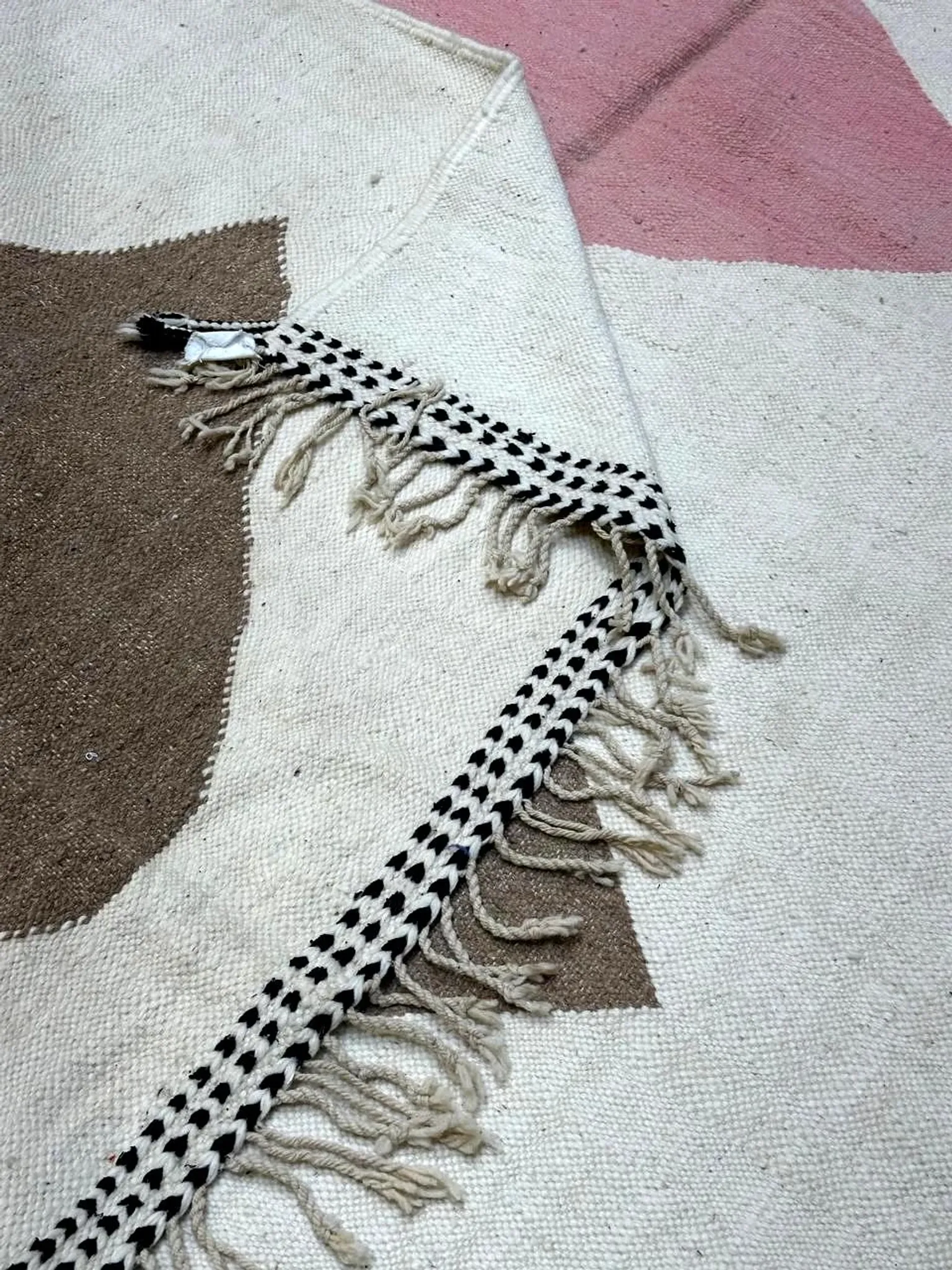 Berber rug in fine wool – Abstract shapes