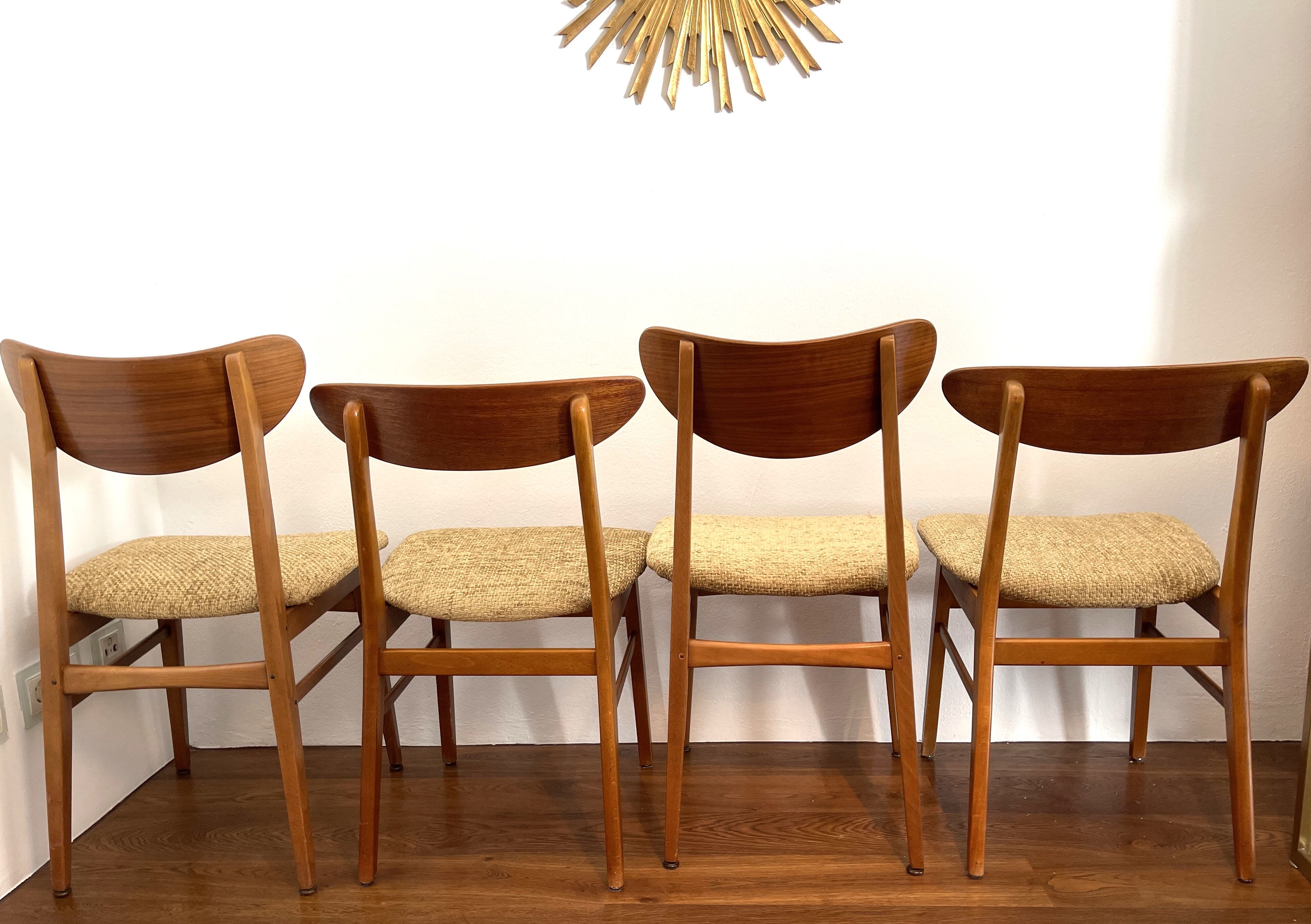 4 chaises scandinaves vintage