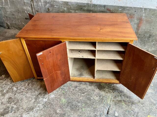 Bahut d'atelier