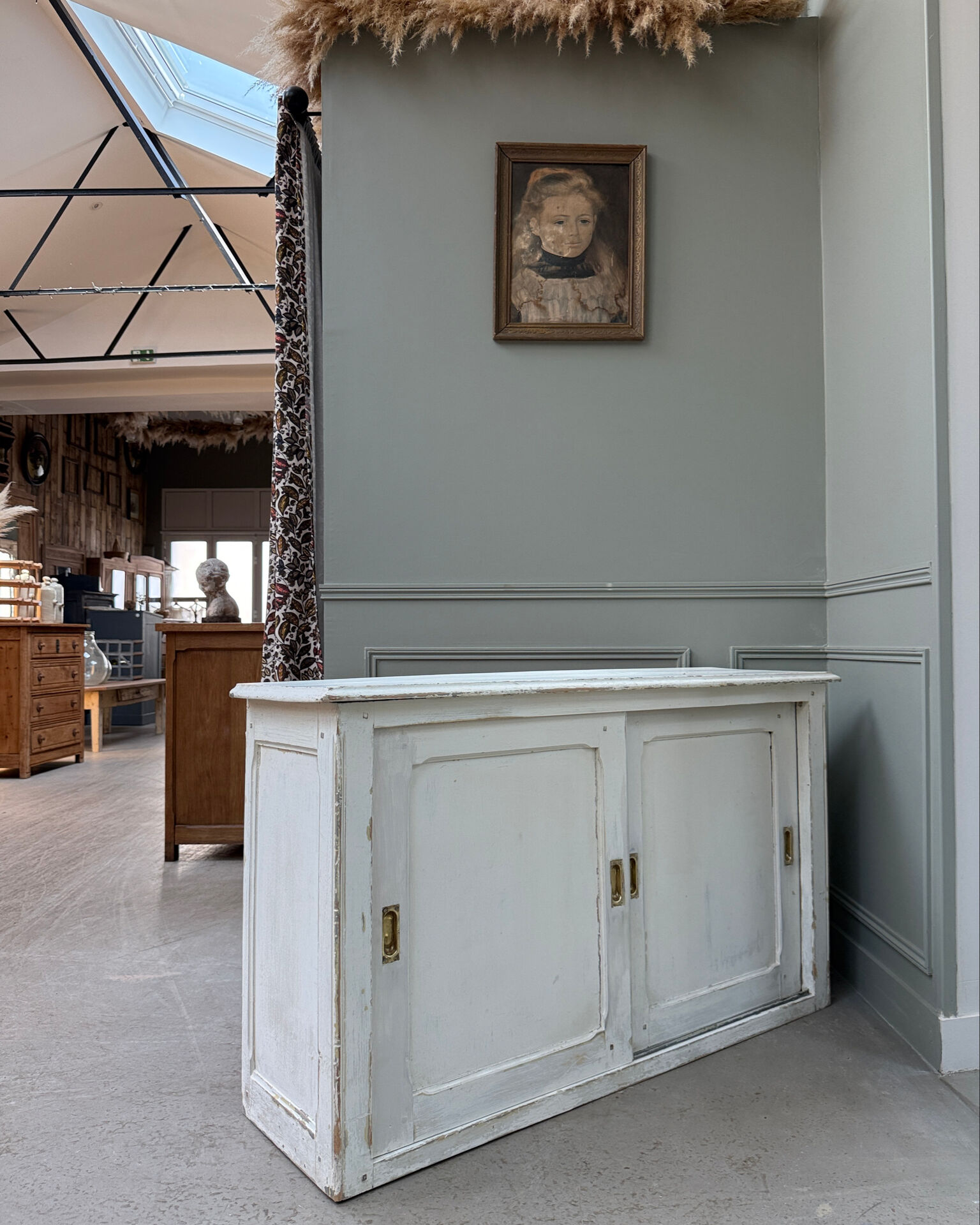 Vintage sideboard with sliding doors (renovated)