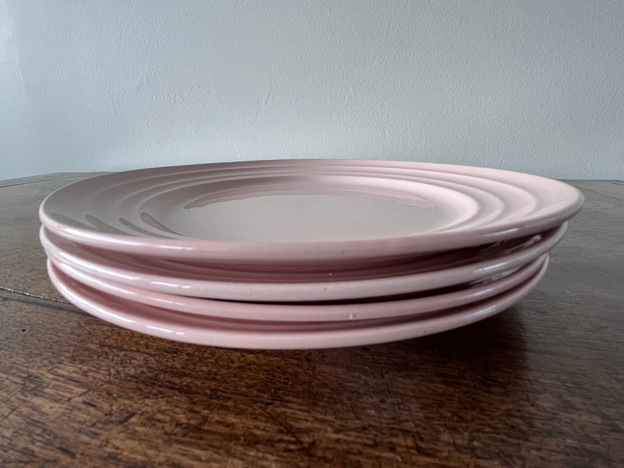 4 soft pink dessert plates Boch Frères - La Louvière BELGIUM.