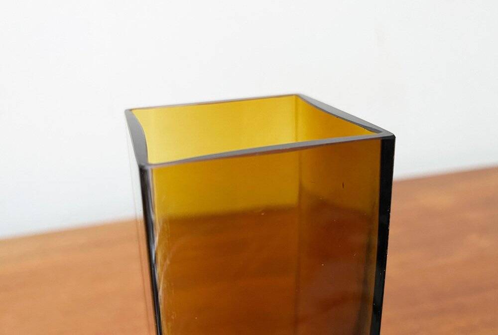 Mid-century minimalist amber coloured glass vase, 1960s.