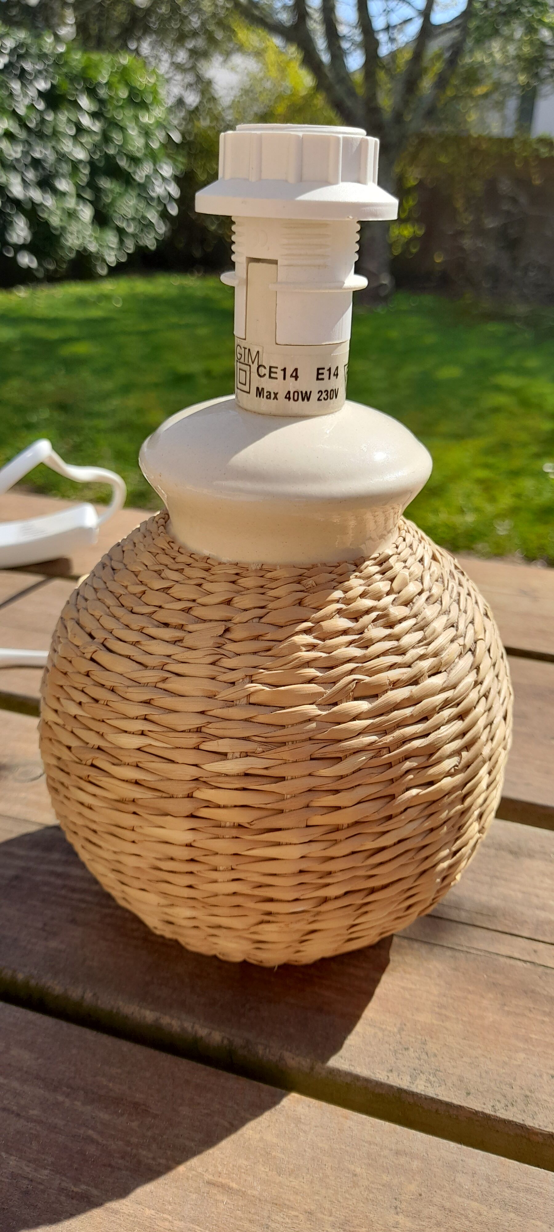 Small lamp to lay foot rattan ball, vintage