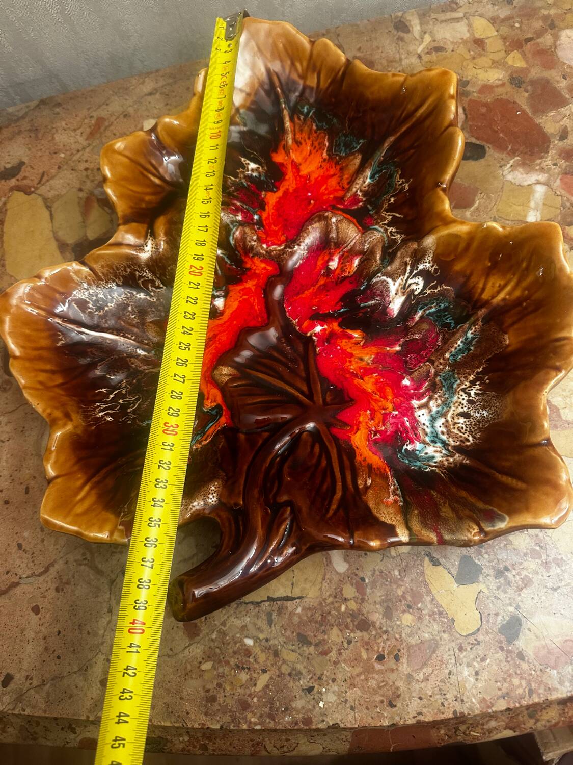 Vintage leaf-shaped earthenware centerpiece/trinket tray