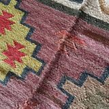 Kilim carpet in burlap and cotton. 120cm x 190cm
