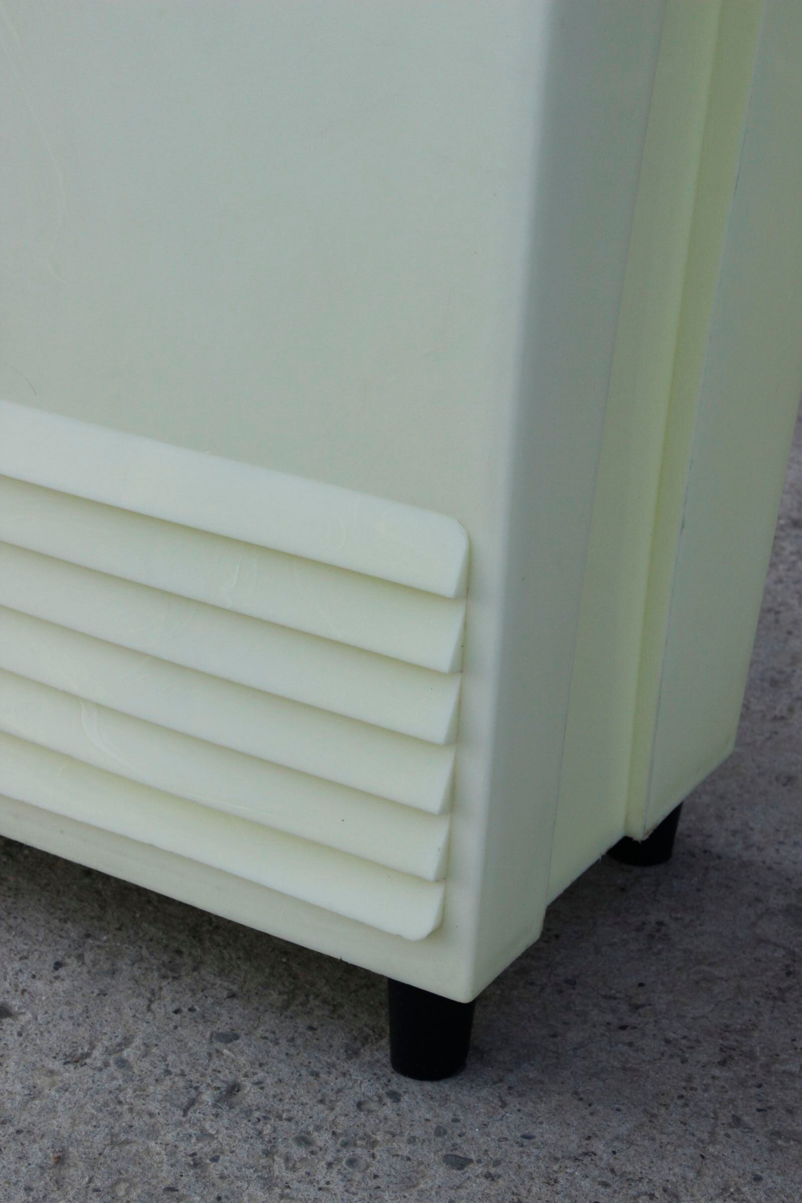 Vintage plastic laundry basket, France 1950s