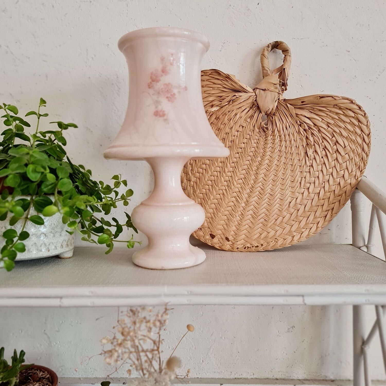 Powder pink alabaster lamp