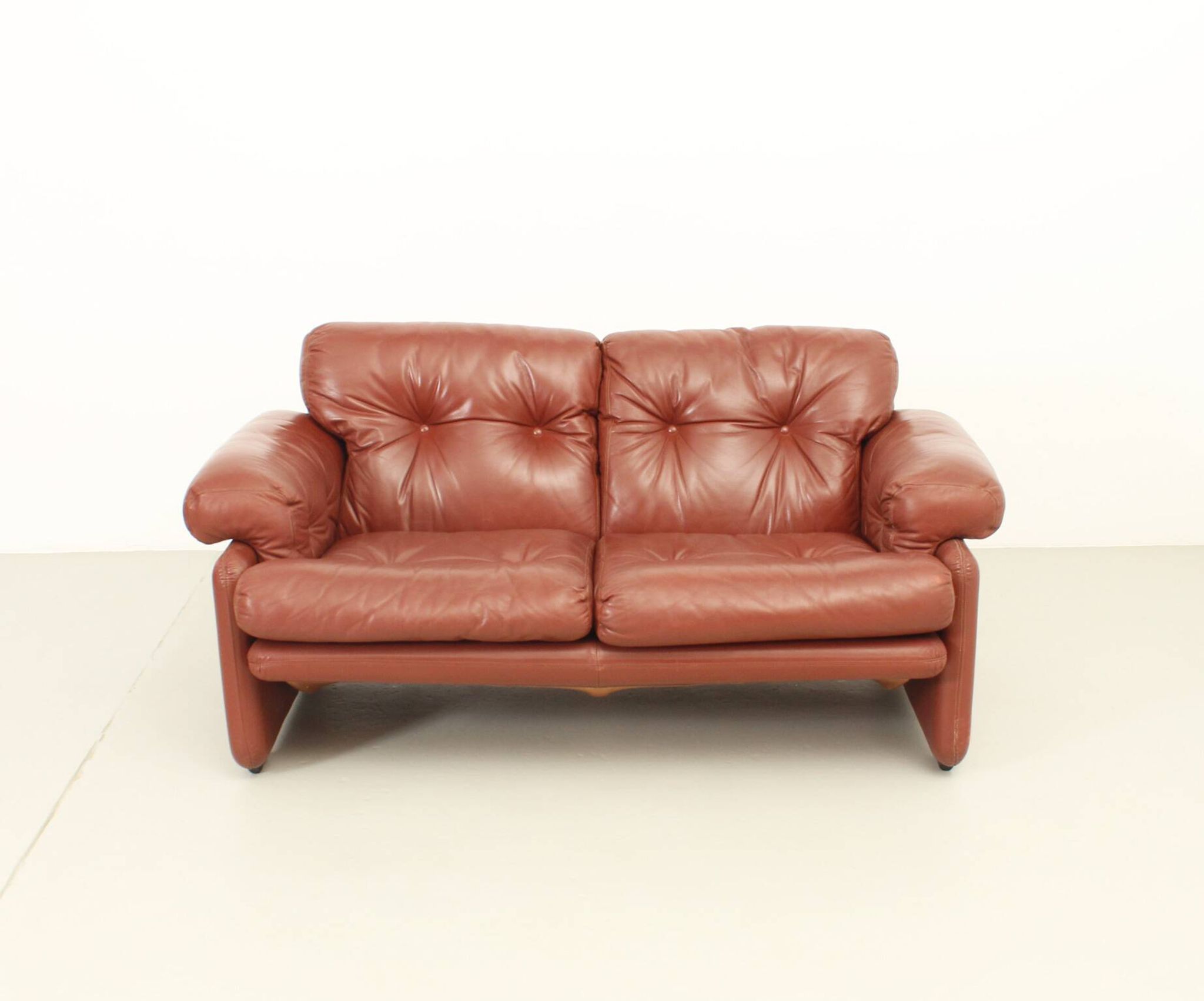 Canapé deux places Coronado de Tobia Scarpa en cuir cognac, 1969