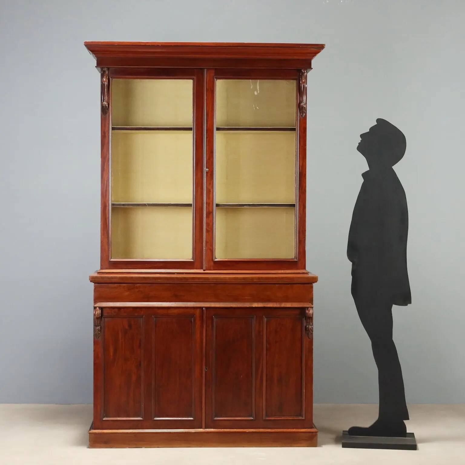 Louis-Philippe antique mahogany buffet, United Kingdom, 19th century.