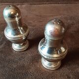 Metal salt and pepper shaker set