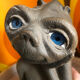 Official figurine ET the extra terrestrial numbered removal model
