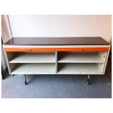Strafor sideboard
