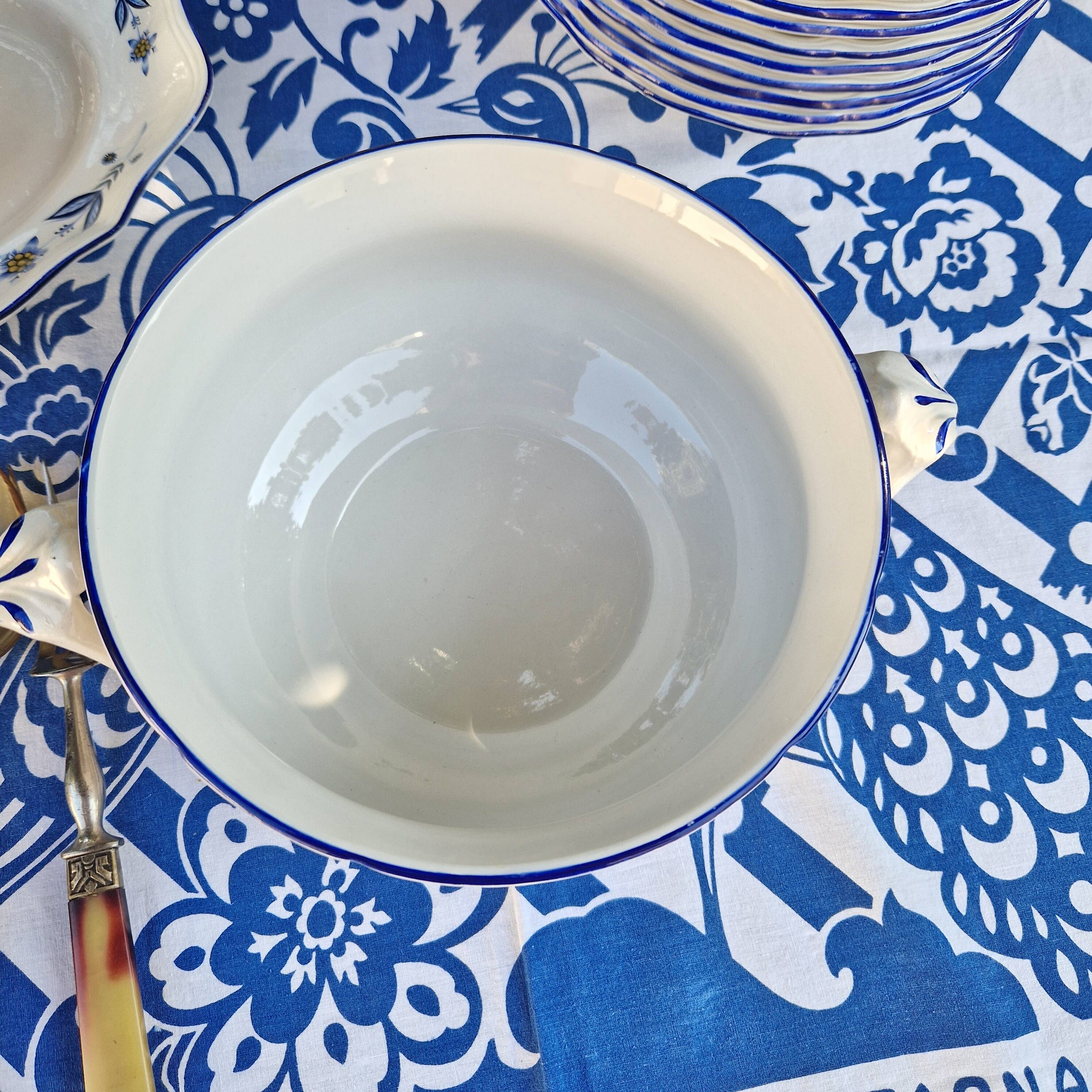 Saladier rond creux vintage KG Lunéville liseré bleu et decor de fleurs bleues et jaunes