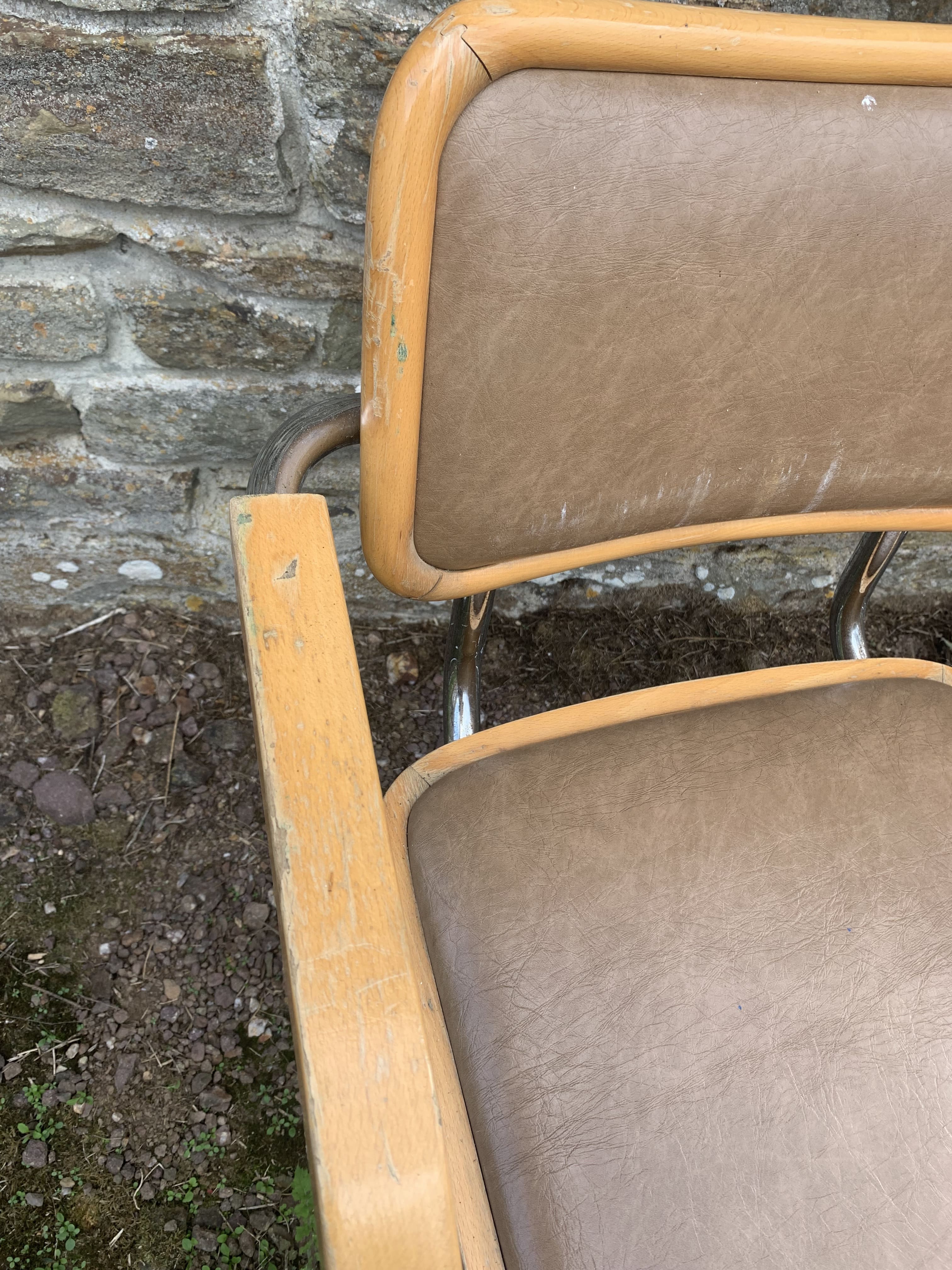 Fauteuil de Marcel Breuer, modèle B64