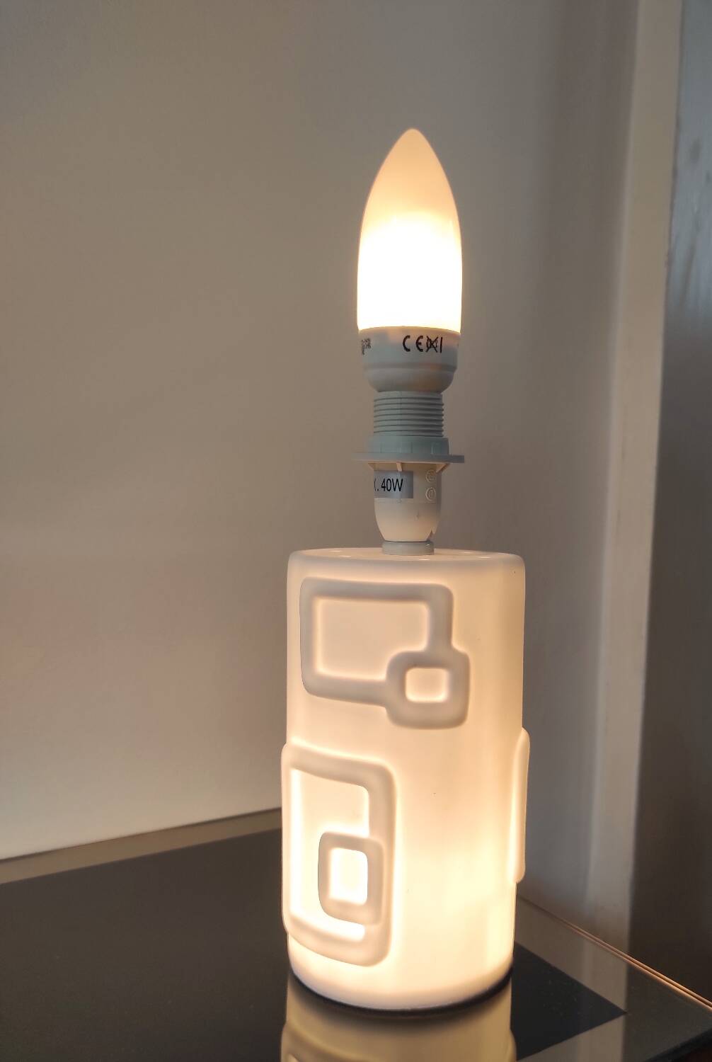 Vintage table lamp "Lucide" - Space age design