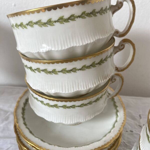 Tasses et soucoupes en porcelaine de Limoges - Perrier Paris début XXe