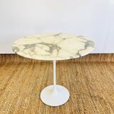 Tulip table by Eero Saarinen for KNOLL
