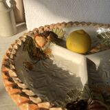 Plat de service en barbotine