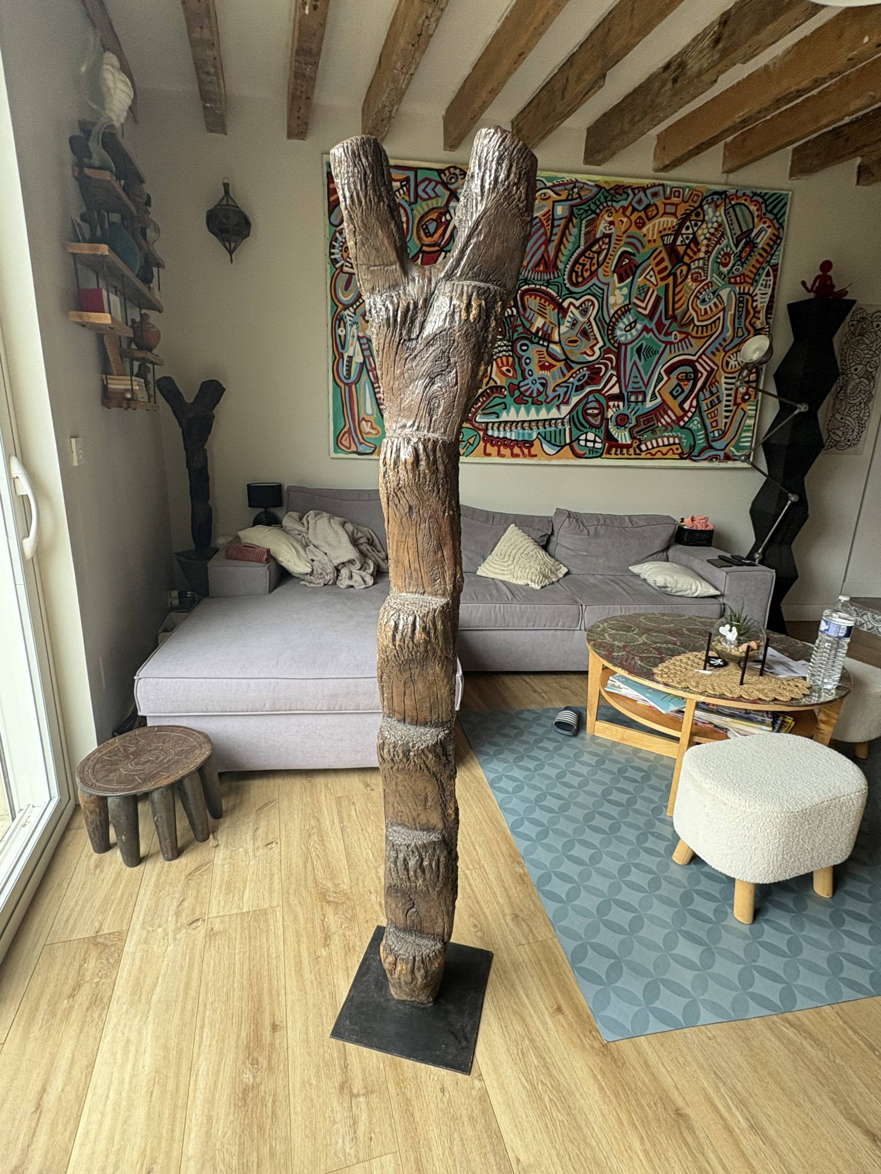 Ancienne Échelle Lobi Dogon galerie Maison Intègre, Art africain