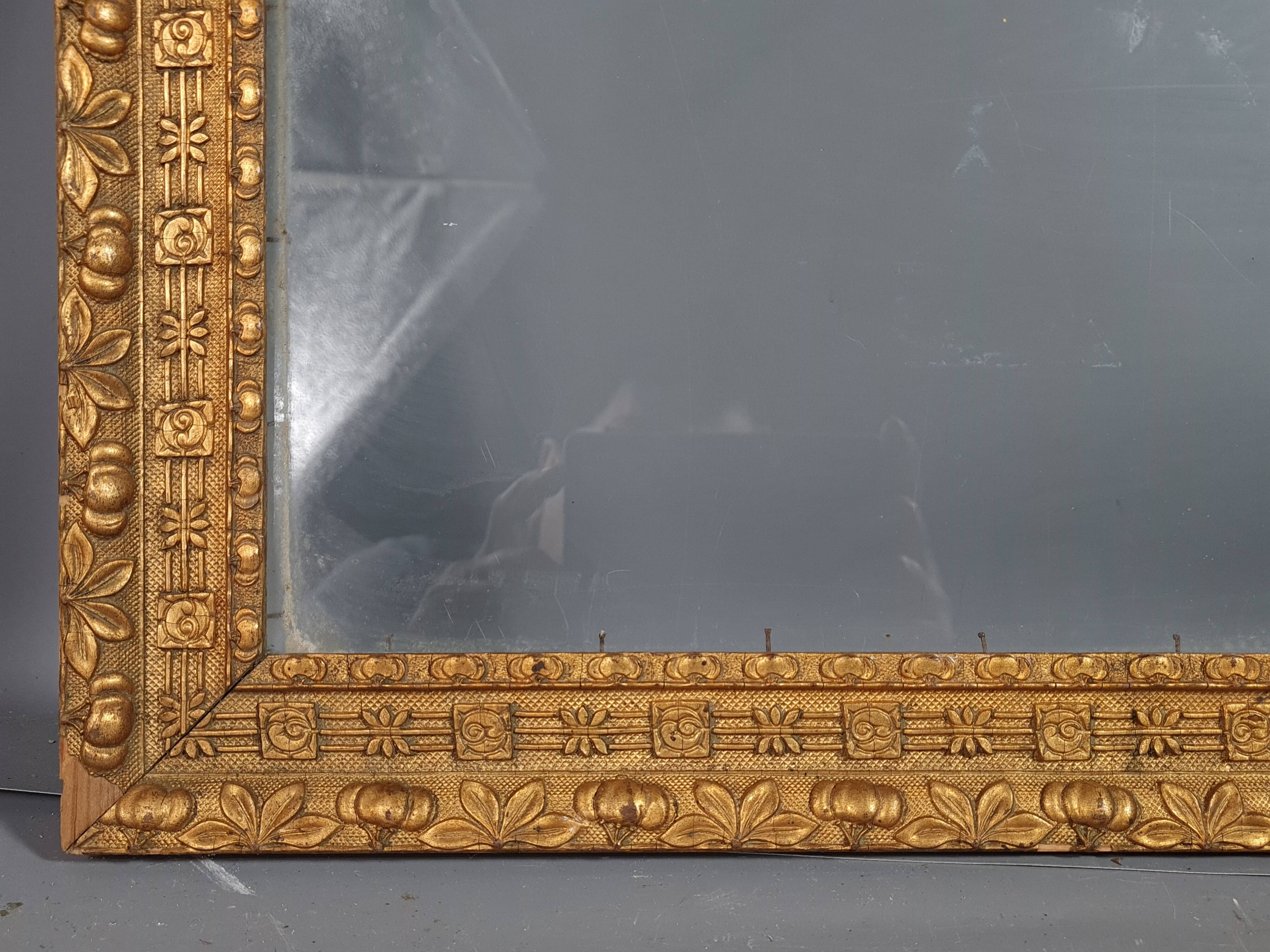 Old frame gilded stucco wood 56x46.5 cm, foliage 50.4x38.4 cm + old glass SB