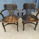 Paire de fauteuils américain