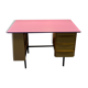 Bureau moderniste en formica