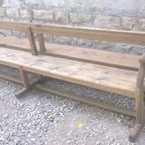 Pairs large church pew