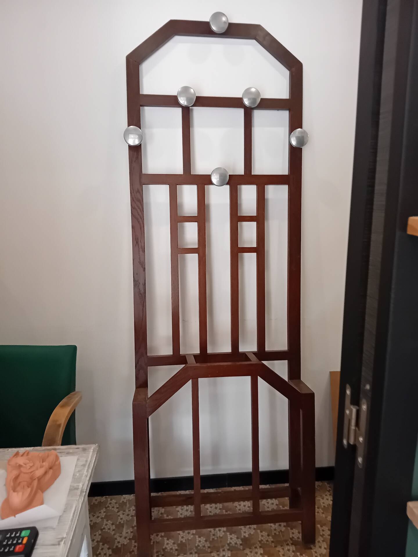 Coat rack