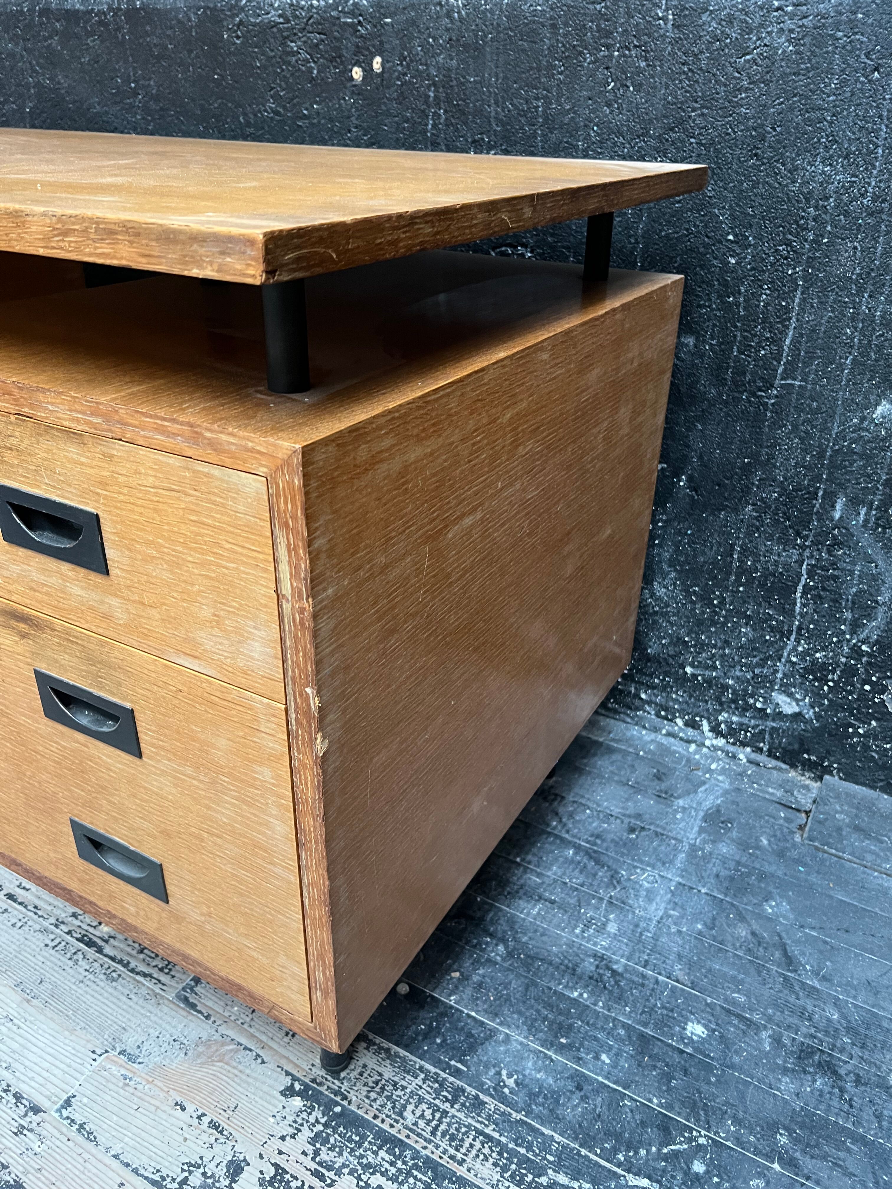 Design office 1950 .